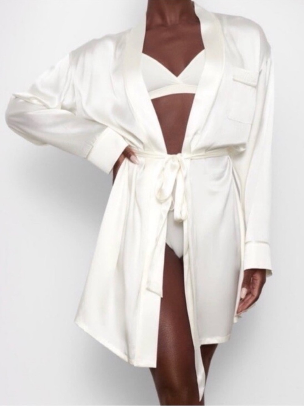 Skims L-XL Silky Cream Women's Robe with Tie Waist